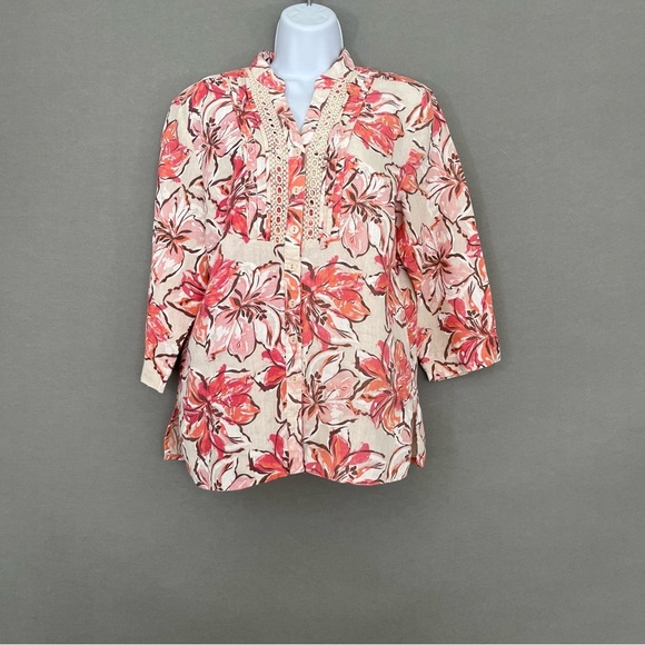 JM Collection Beige Floral Linen Button Crochet 3/4 Sleeve Top - Picture 1 of 15